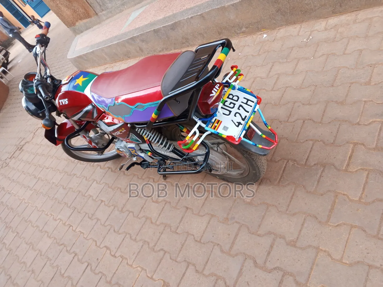 TVS HLX 125 2024 Red