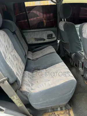 Toyota Land Cruiser Prado 2000 Silver