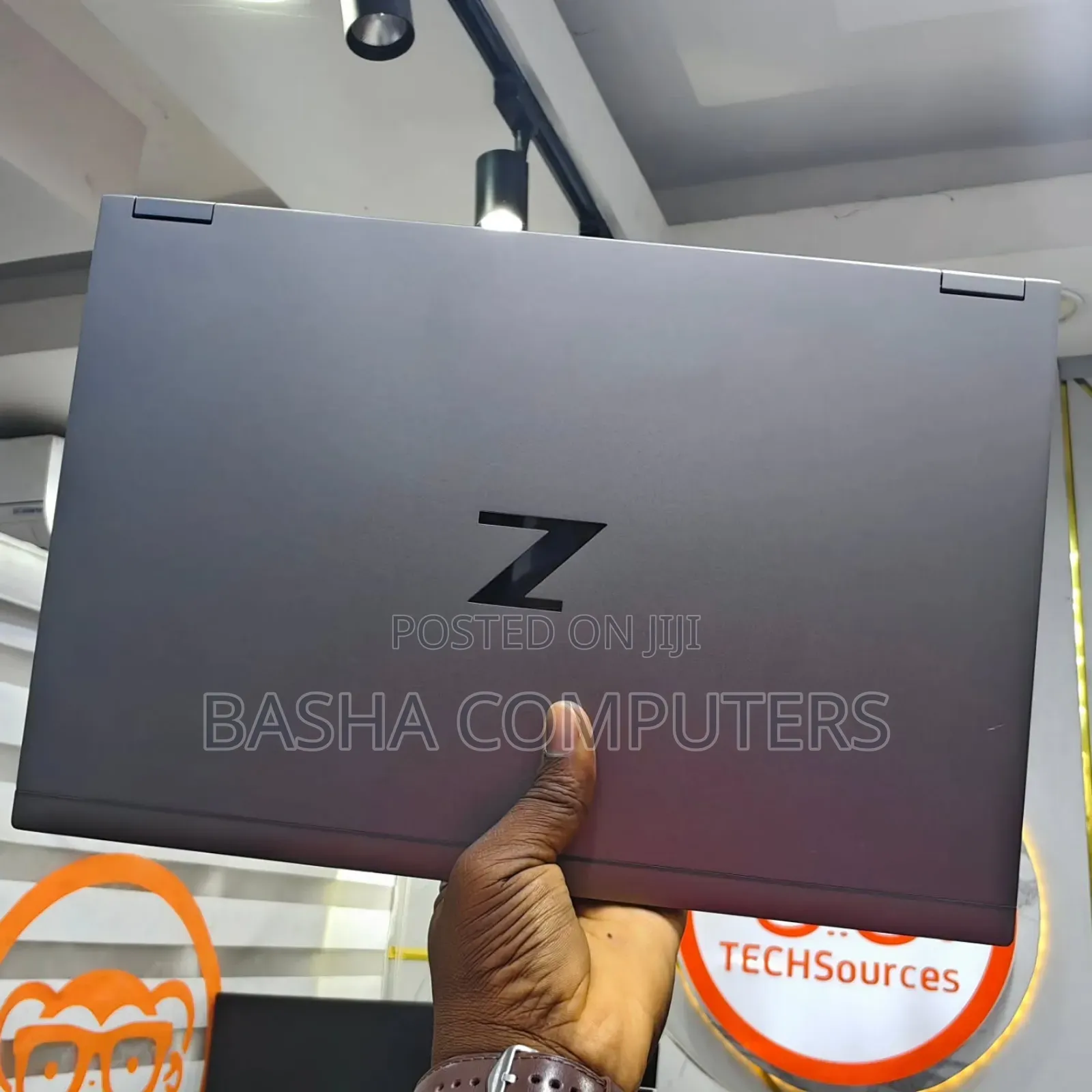 New Laptop HP ZBook 15 16GB Intel Core i7 SSD 512GB