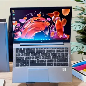 New Laptop HP ZBook Firefly 14 G7 32GB Intel Core i7 SSD 512GB