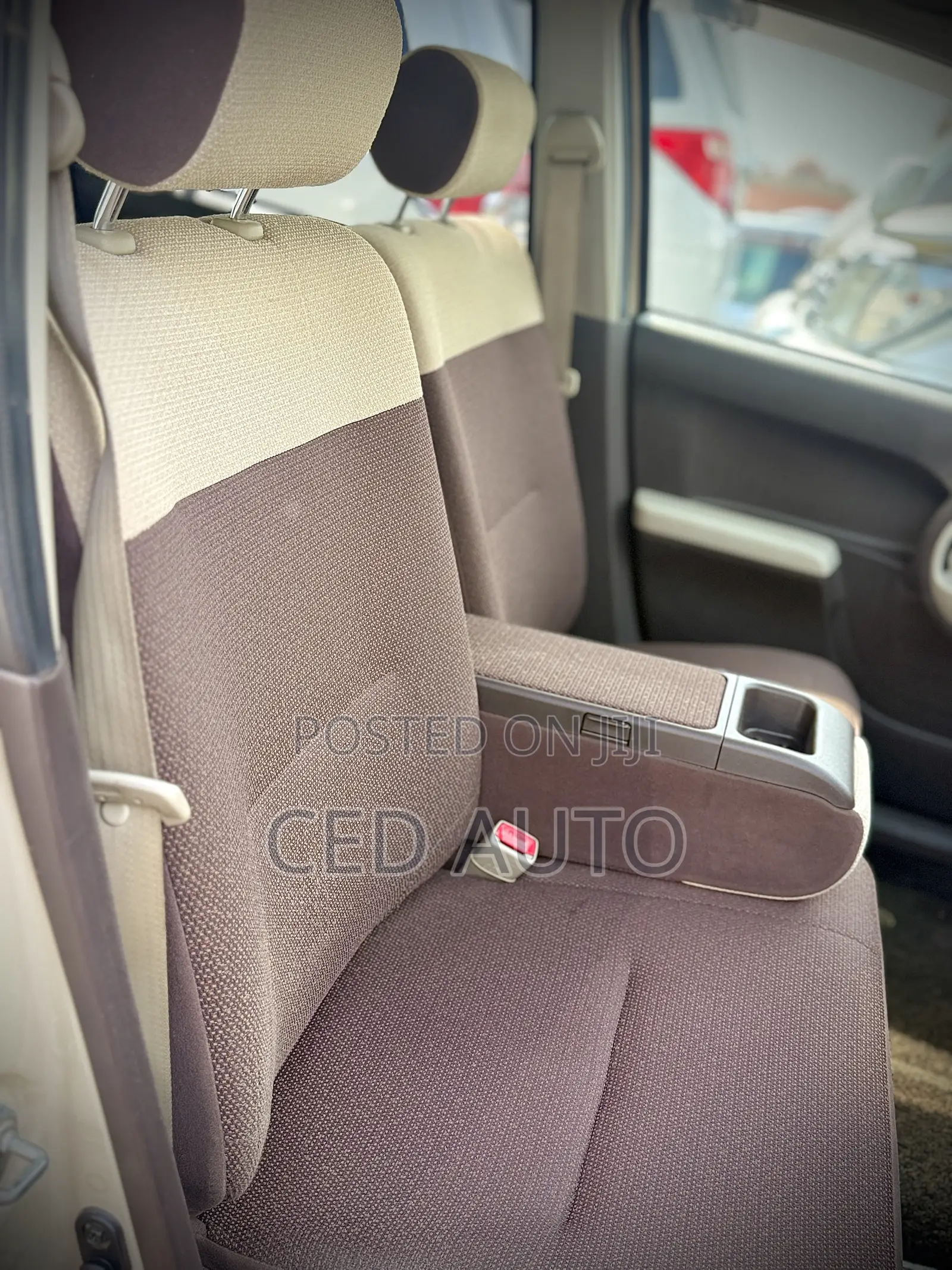 Toyota Passo 2014 Beige