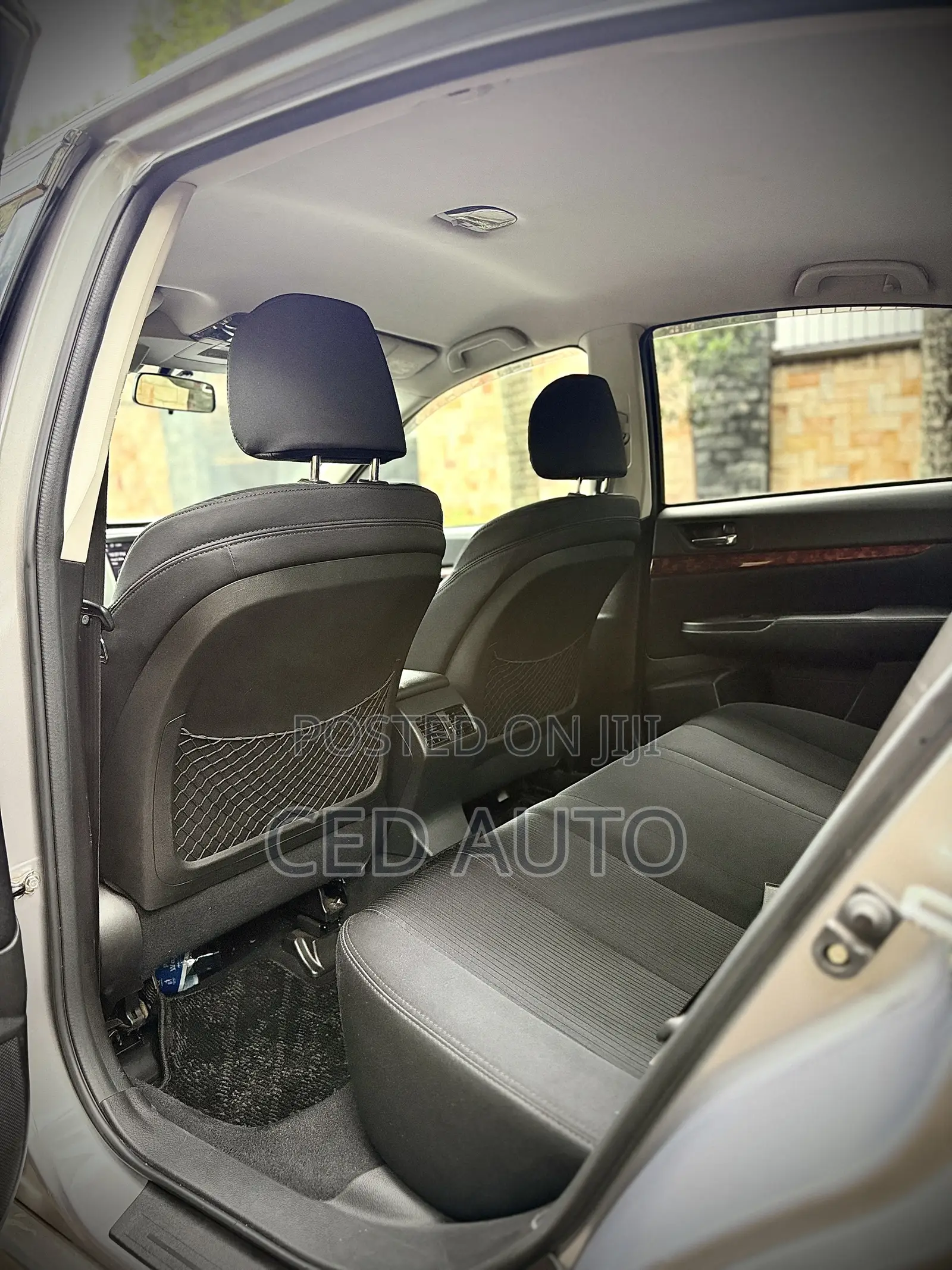 Subaru Legacy 2012 Silver