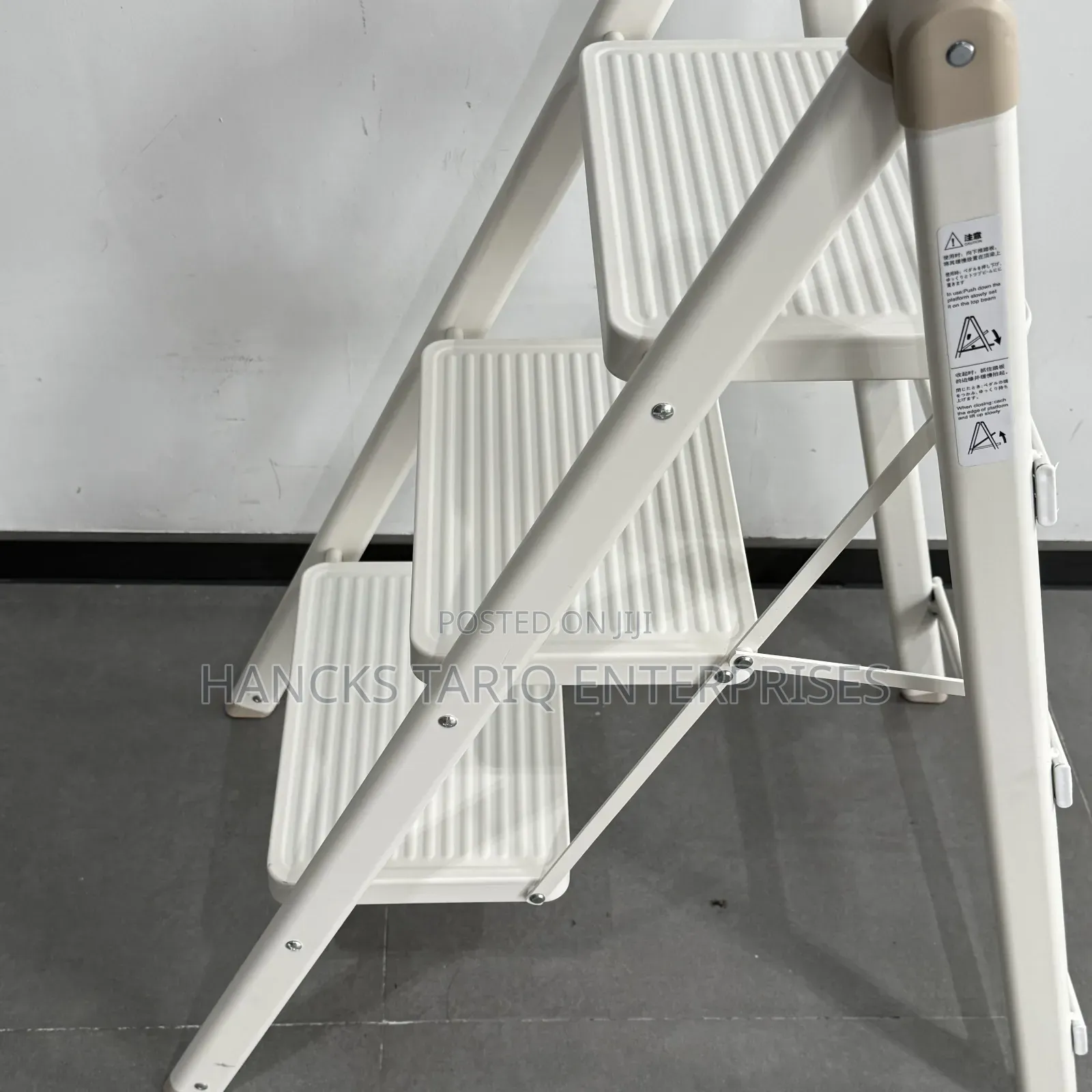 -Step Lightweight Folding Step Ladder and Stool