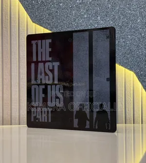 Sony Playstation 4 Slim the Last of Us Edition. Chipped With 12 Games