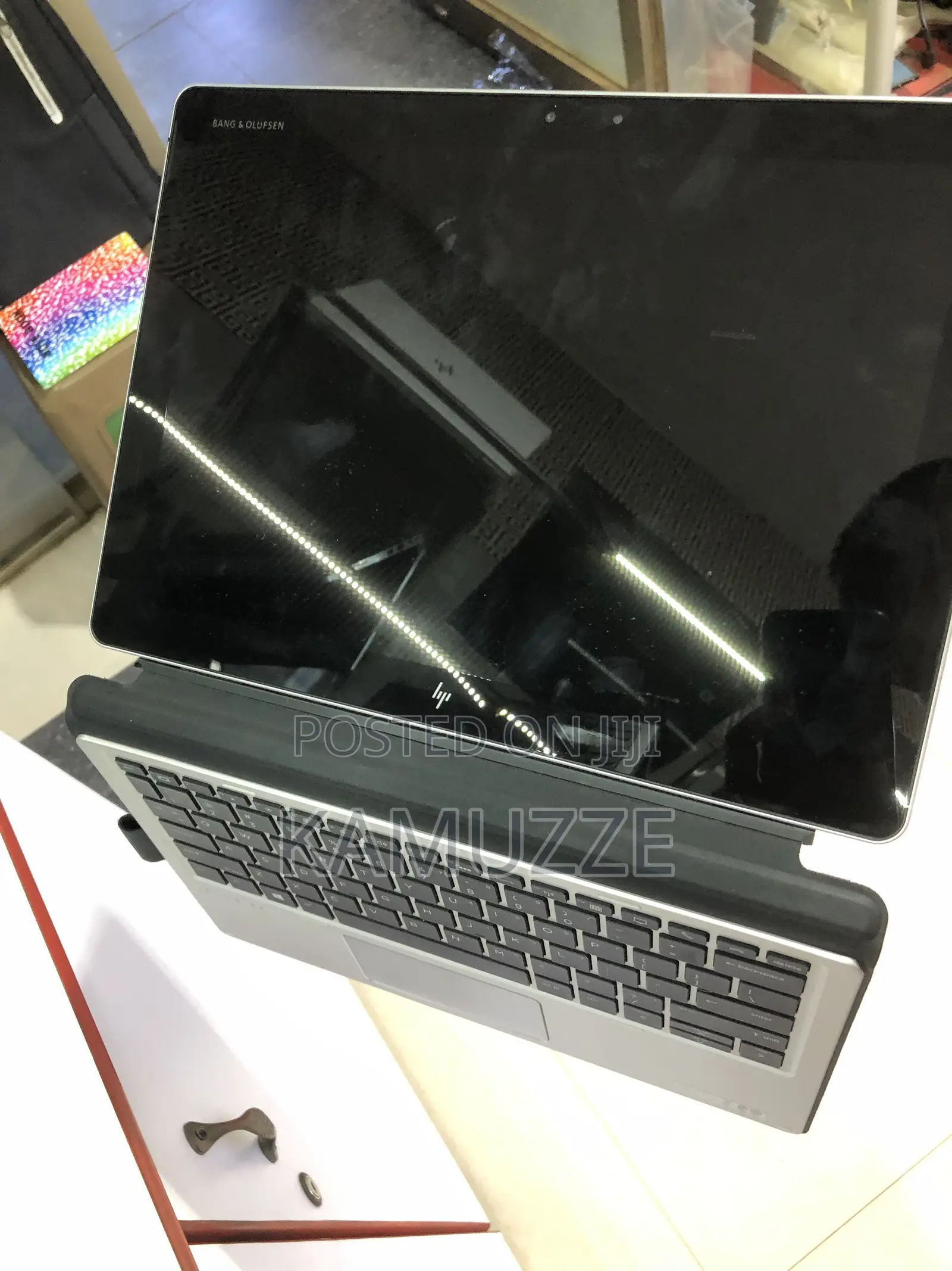 New Laptop HP Elite X2 1012 G2 8GB Intel Core i5 SSD 256GB