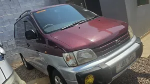 Toyota Noah 2001 Maroon