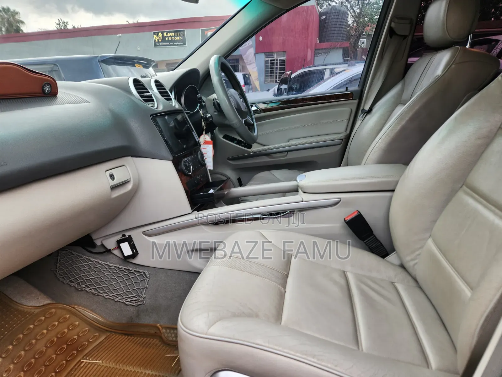 Mercedes-Benz M Class 2010 Silver