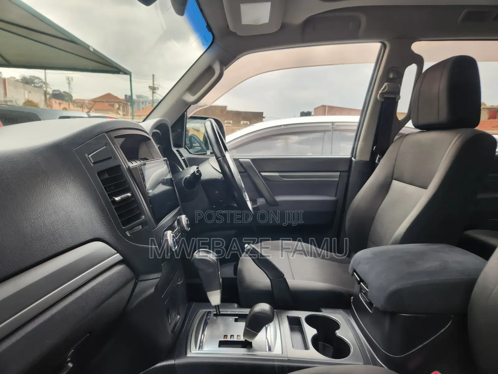 Mitsubishi Pajero 2011