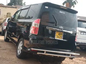 Toyota Noah 2009 Black