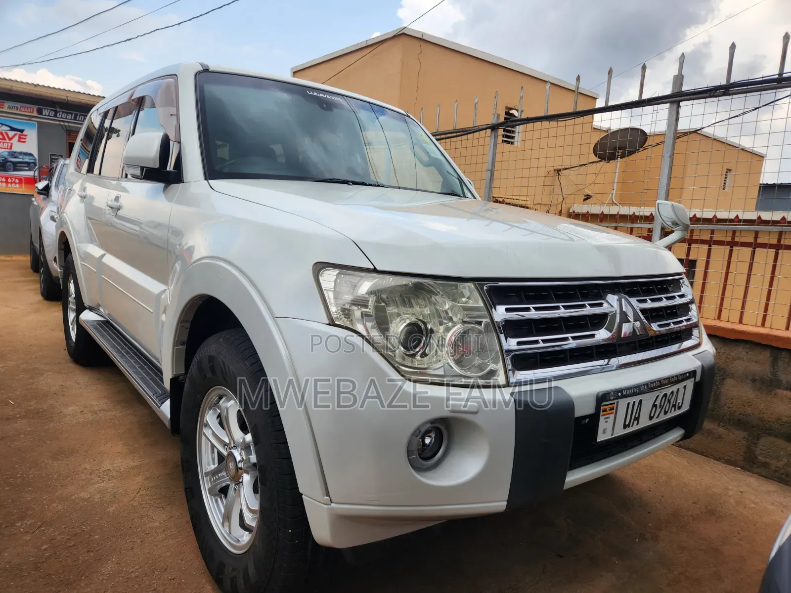Mitsubishi Pajero 2011