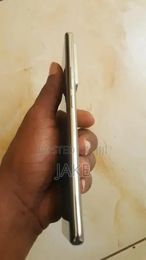 Infinix Note 40 Pro 256 GB Gold