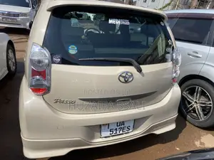 Toyota Passo 2013 Ivory