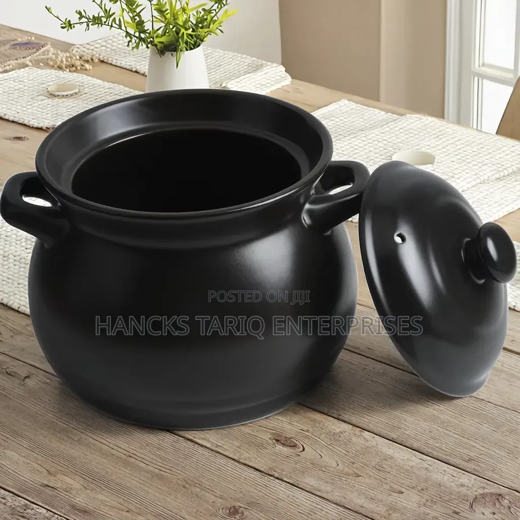 Matte Black Ceramic Casserole Pot and Slow Cooker Stockpot