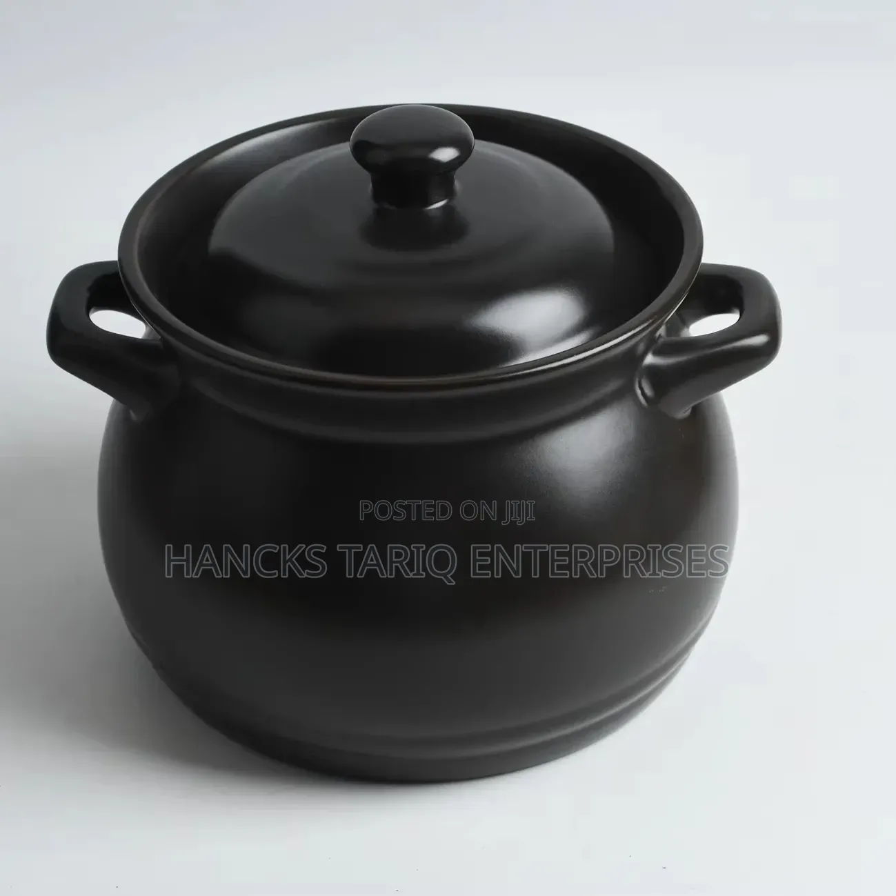 Matte Black Ceramic Casserole Pot and Slow Cooker Stockpot