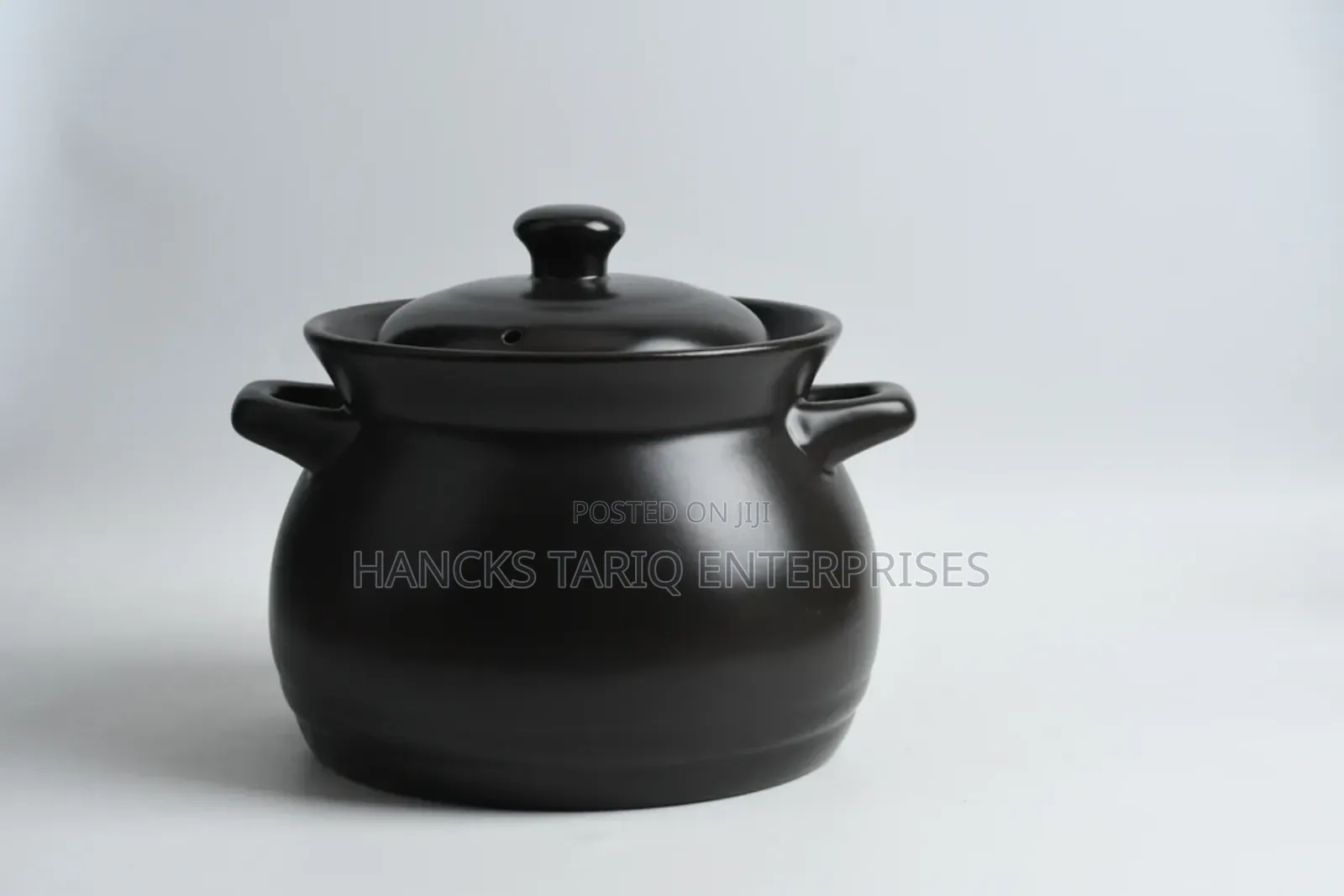 Matte Black Ceramic Casserole Pot and Slow Cooker Stockpot