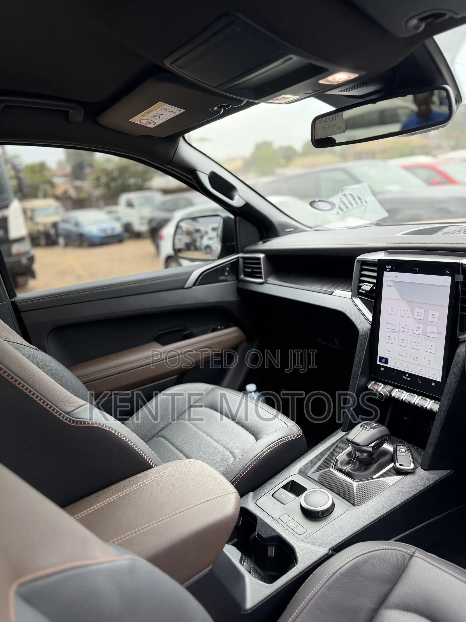 Volkswagen Amarok 2025 Gray