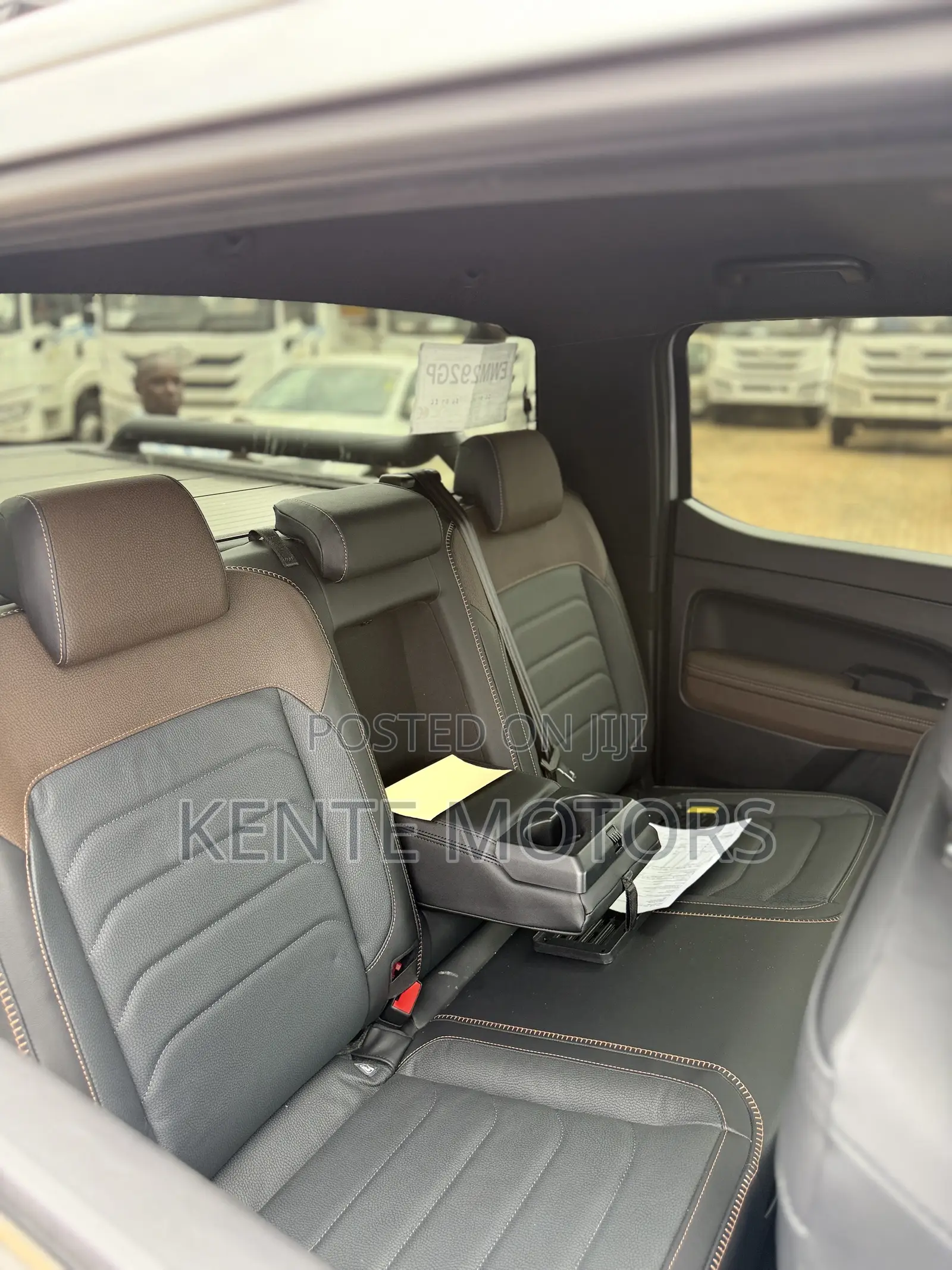 Volkswagen Amarok 2025 Gray