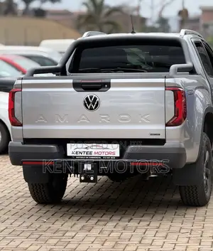 Volkswagen Amarok 2025 Gray