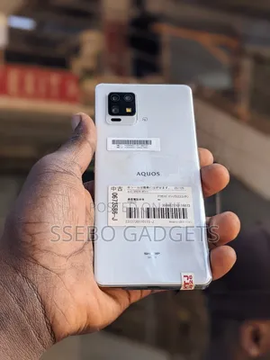 Sharp Aquos zero6 128 GB White