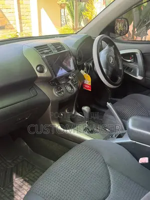 Toyota Vanguard 2010 White