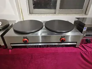 Double-Head Commercial Crepe Maker / Pancake Machine.