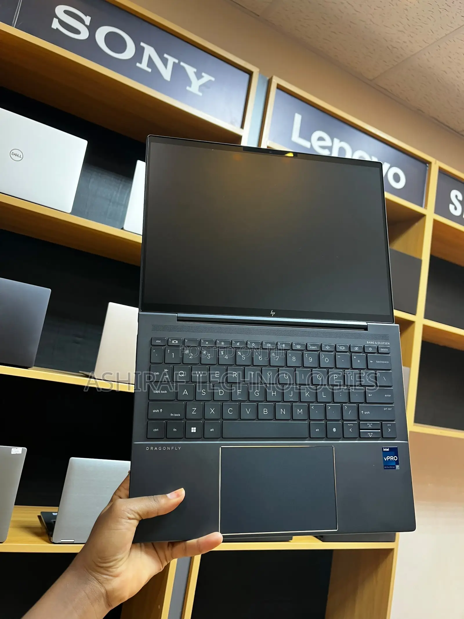 Laptop HP Dragonfly G4 16GB Intel Core i7 SSD 512GB