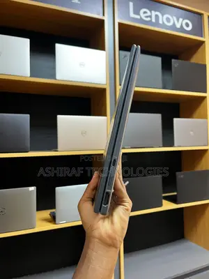 Laptop HP Dragonfly G4 16GB Intel Core i7 SSD 512GB
