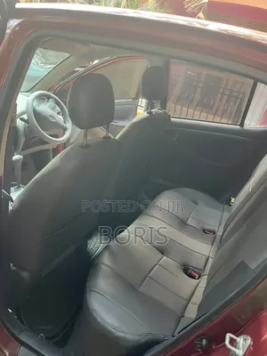 Toyota Vitz 2001 Red