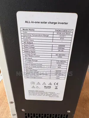 5.6kw Hybrid Solar Inverter 48v 230v MPPT 100a