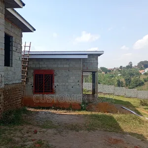3bdrm House in Wakiso / Wakiso for sale