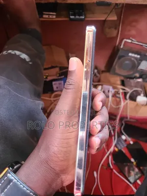 Infinix Hot 40i 128 GB Yellow