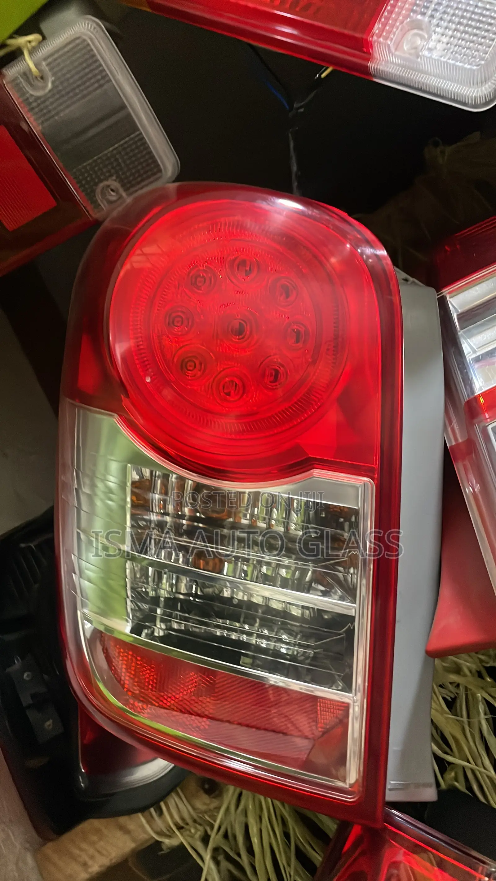 Fielder 2010- 2012 Taillights