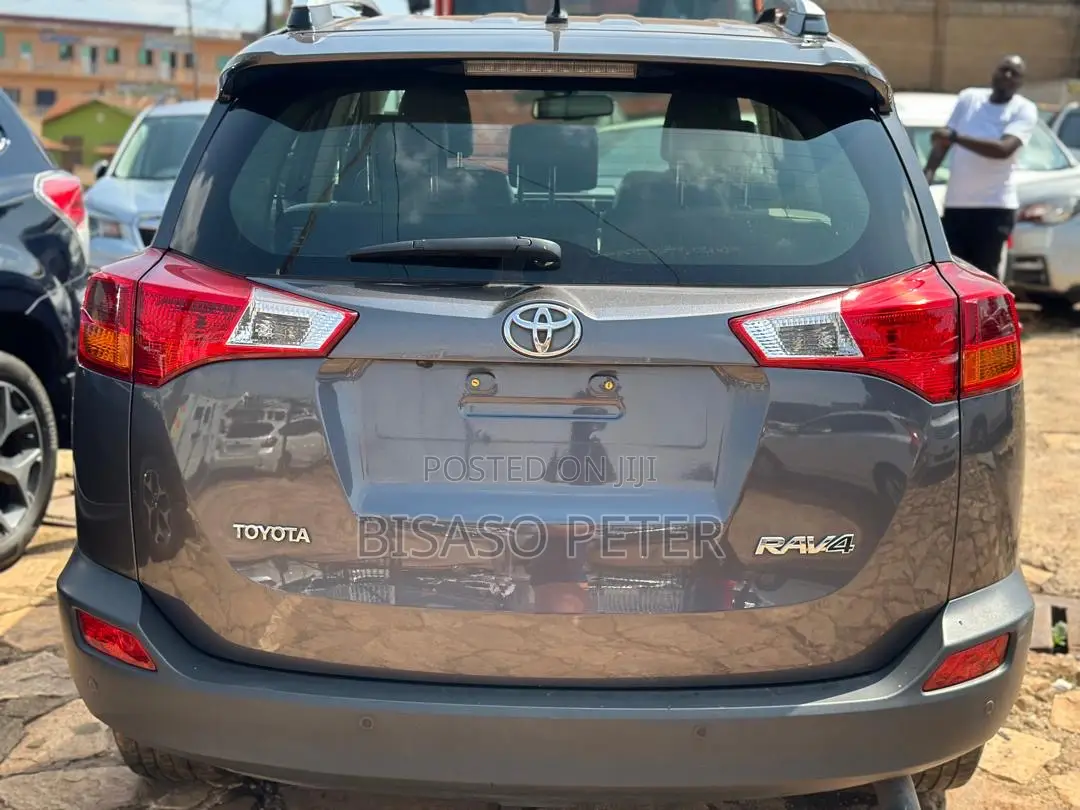 Toyota RAV4 2014 Gray