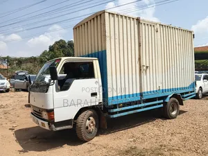Mitsubishi Canter