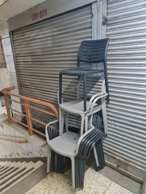 923B Plastic Chairs Plastic Chairs