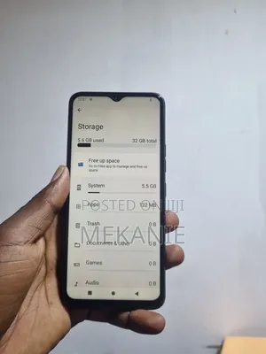 Itel A60 32 GB Black