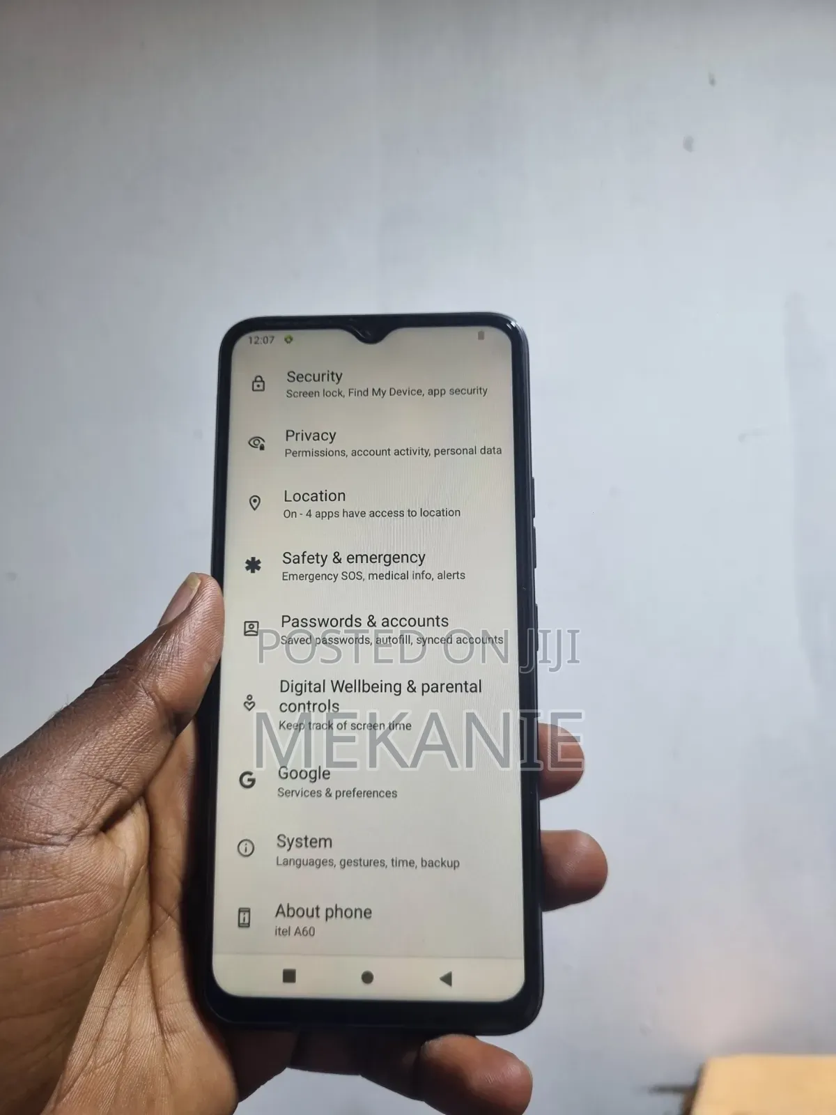 Itel A60 32 GB Black