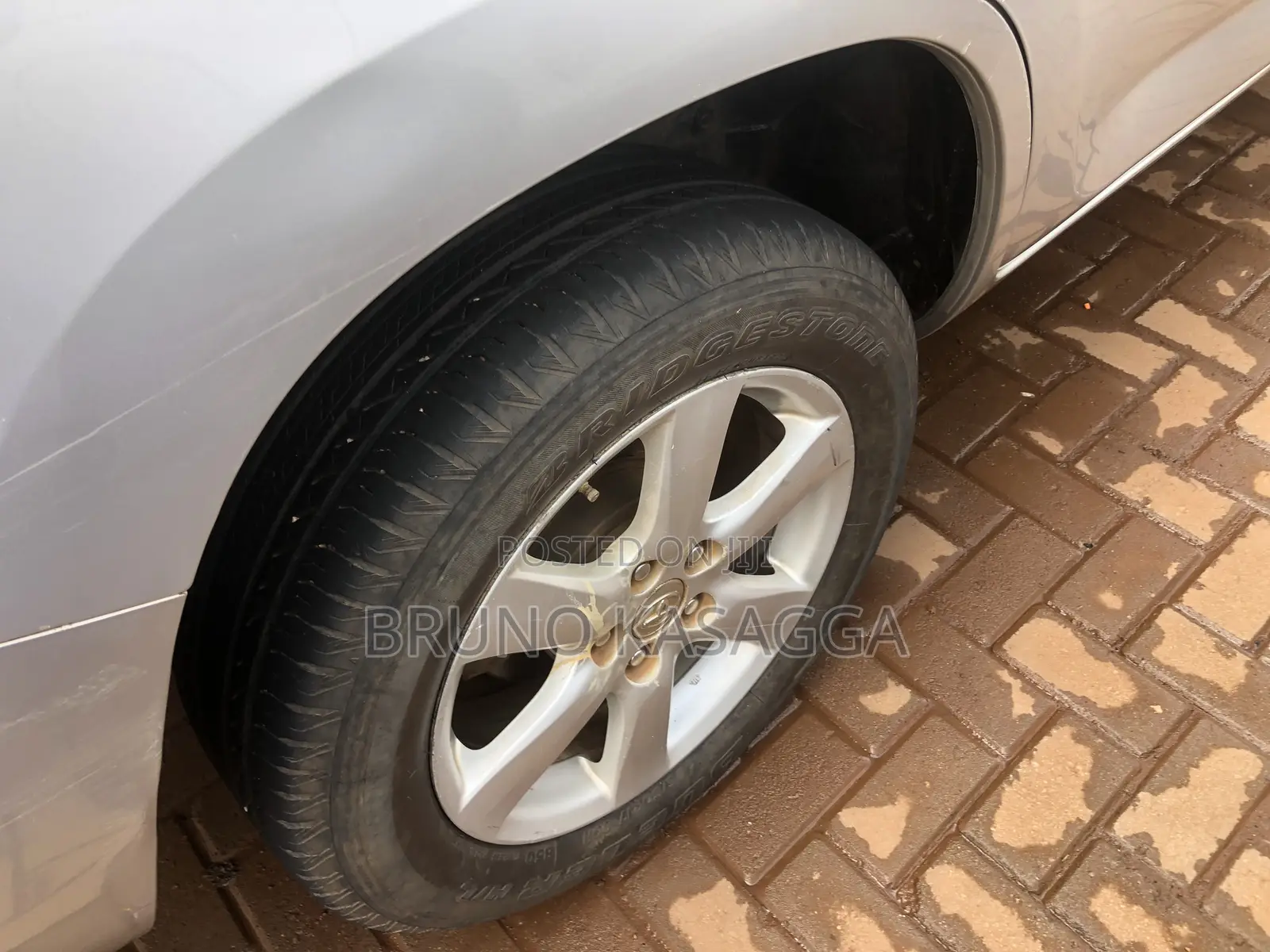 Toyota Vanguard 2008 Silver