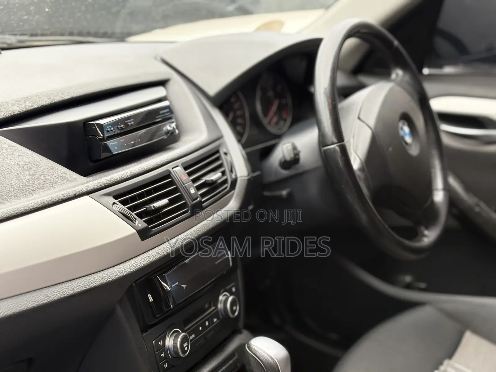 BMW X1 xDrive28i 2013 Brown