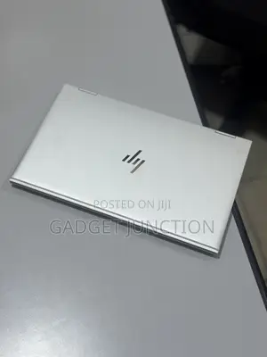 New Laptop HP EliteBook 1040 G8 16GB Intel Core i5 SSD 512GB