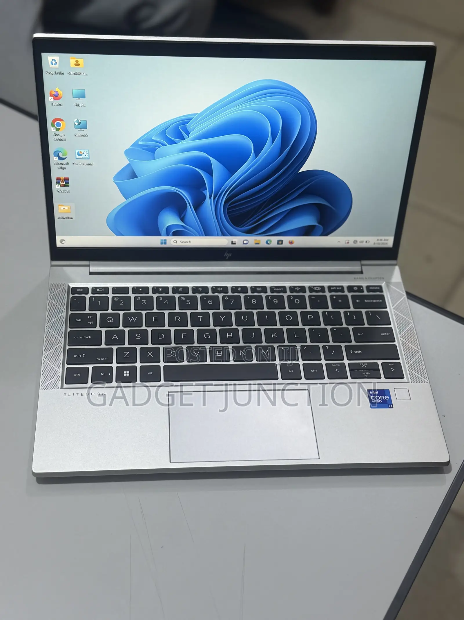 New Laptop HP EliteBook 830 G6 16GB Intel Core i7 SSD 512GB