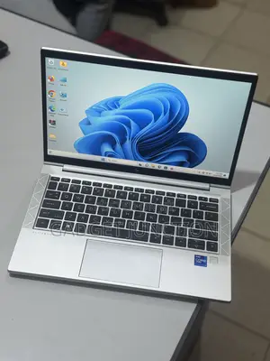 New Laptop HP EliteBook 830 G6 16GB Intel Core i7 SSD 512GB