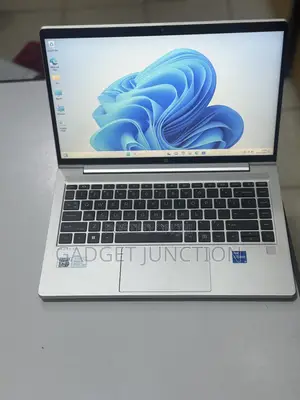 New Laptop HP EliteBook 840 G6 8GB Intel Core i5 SSD 256GB