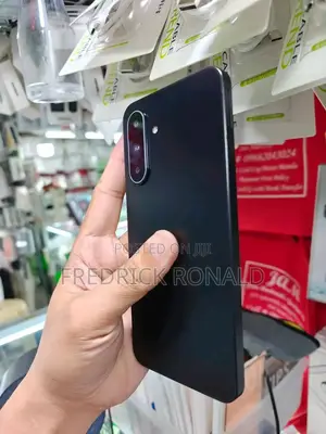 New Samsung Galaxy A17 5G 256 GB Black