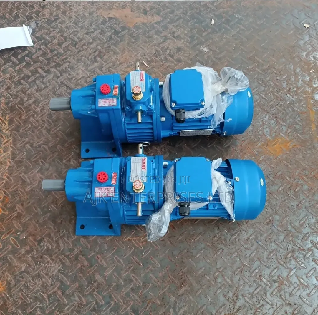 Straight Three Phase Geared Motors