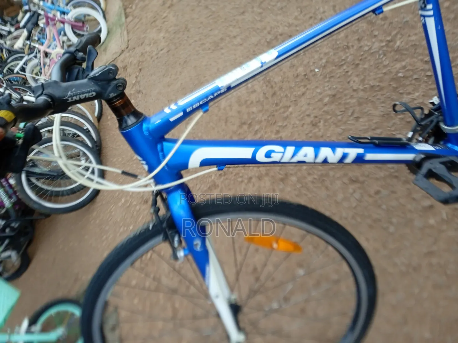 Sports Bike Giant Escape Brand Size 28