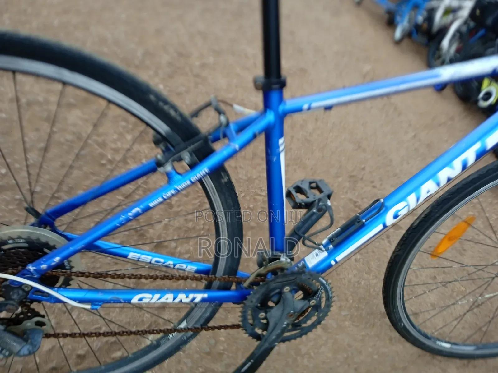 Sports Bike Giant Escape Brand Size 28