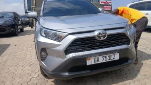 Toyota RAV4 2020 Silver