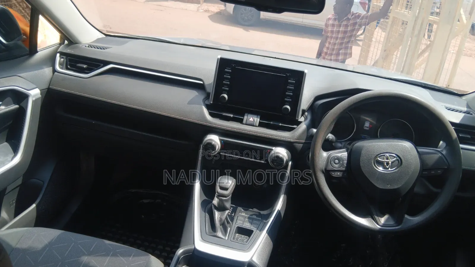 Toyota RAV4 2020 Silver
