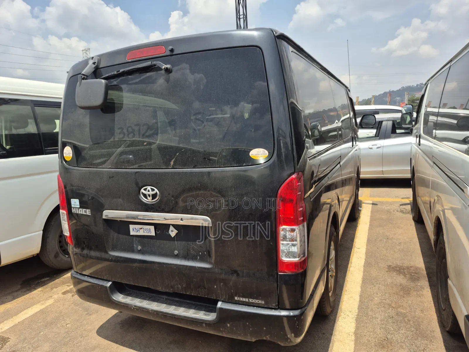 Toyota HiAce 2012 Black